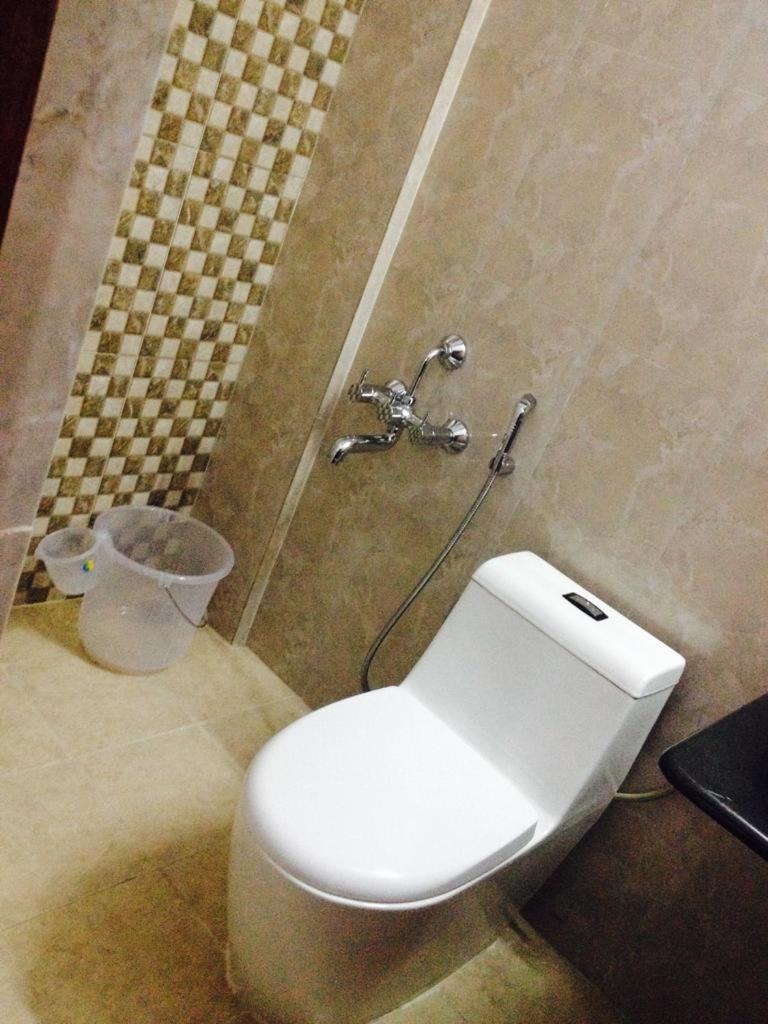 Aston Service Apartment Бангалор Екстериор снимка